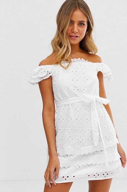 Vestiti bianchi: 18 vestiti per l'estate 2019